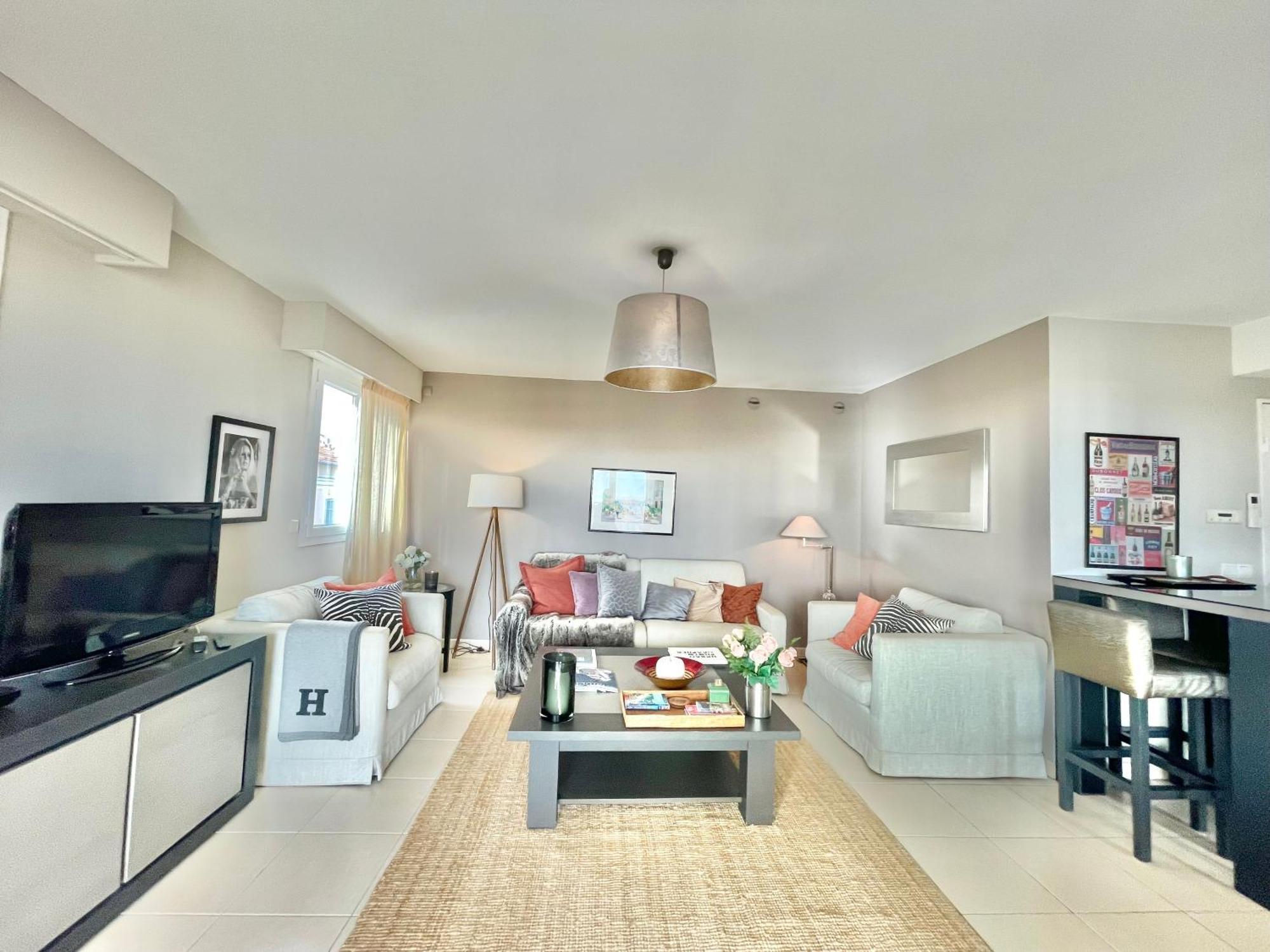 Apartment Bristol By Welcome To Cannes