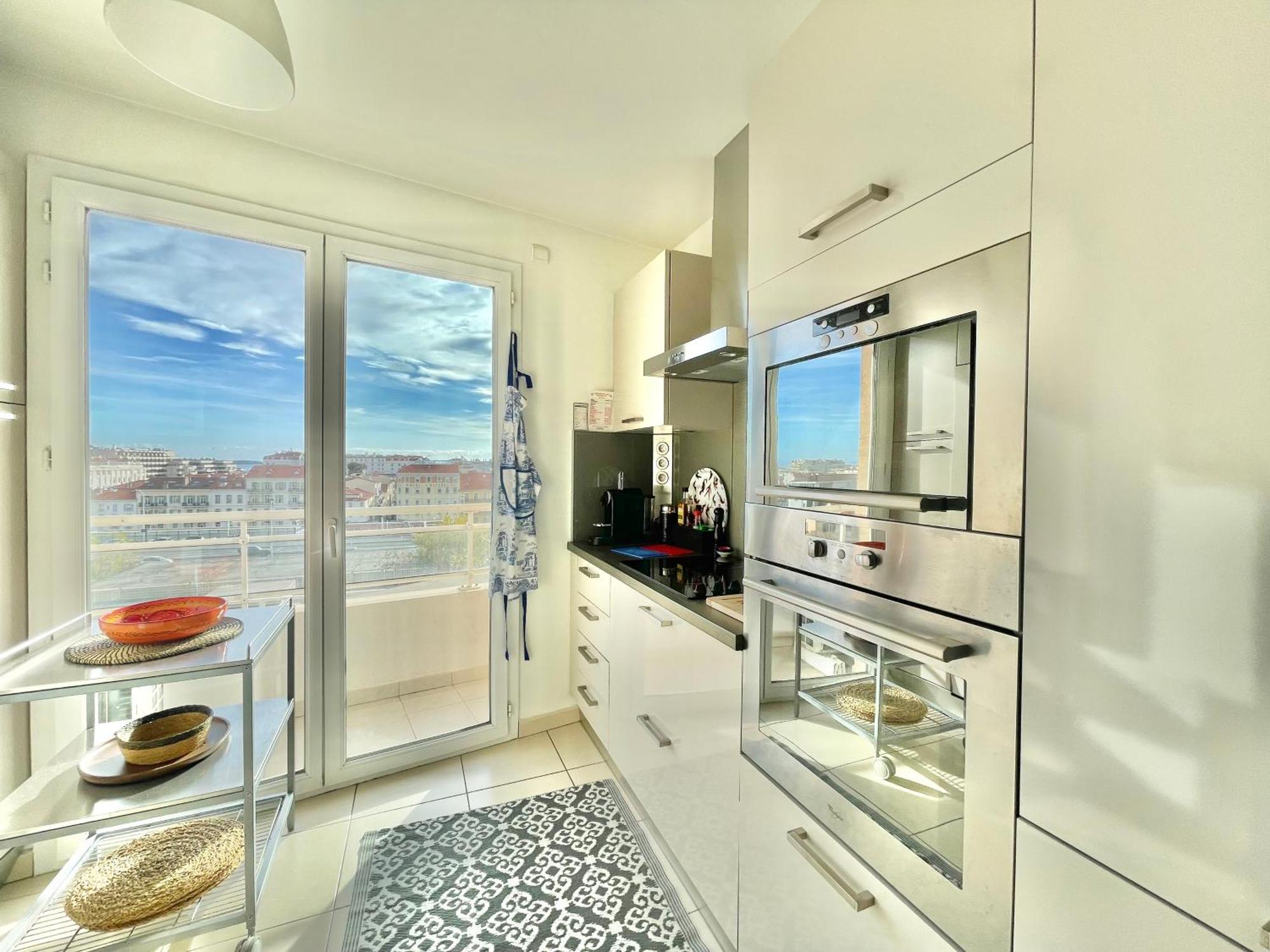Apartment Bristol By Welcome To Cannes